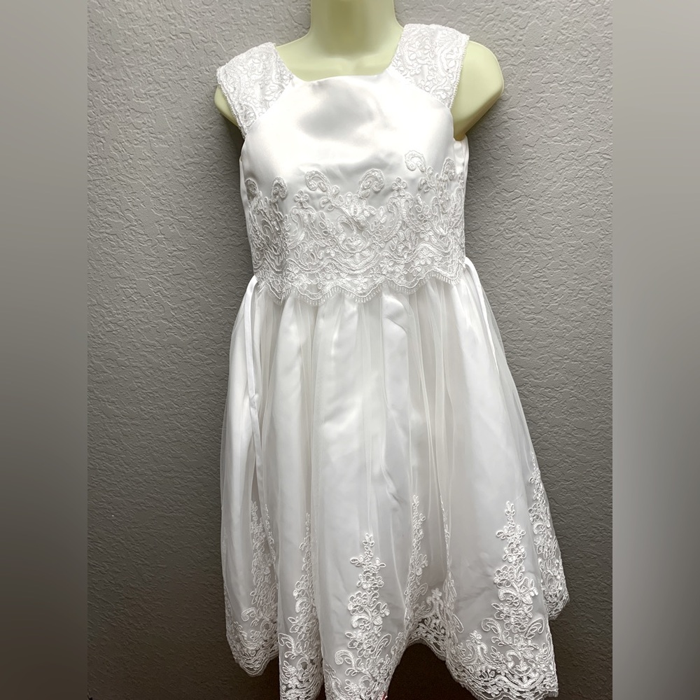 Us Angels Flower Girl / First Communion dress in good condition | Size 14